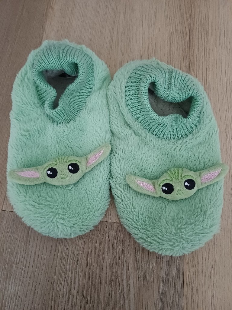 Sloffen van Yoda / Star Wars, maat 38-40, als NIEUW!, Ophalen of Verzenden, Zo goed als nieuw, Jongen of Meisje, Overige typen