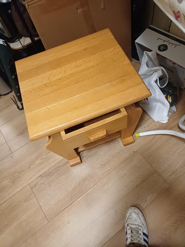 Bijzettafel, Huis en Inrichting, Tafels | Bijzettafels, 45 tot 60 cm, Minder dan 55 cm, Rond, Ophalen of Verzenden
