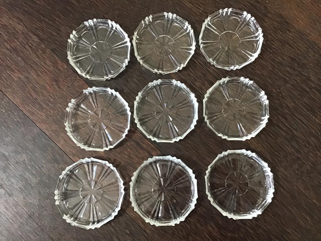 9 oude glas onderzetters, Ophalen of Verzenden