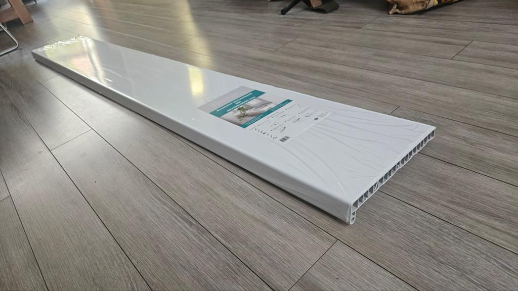 Nieuwe Kunststof Vensterbank Wit 40x184x3000 mm, Ophalen, Overige typen, Nieuw, 160 cm of meer