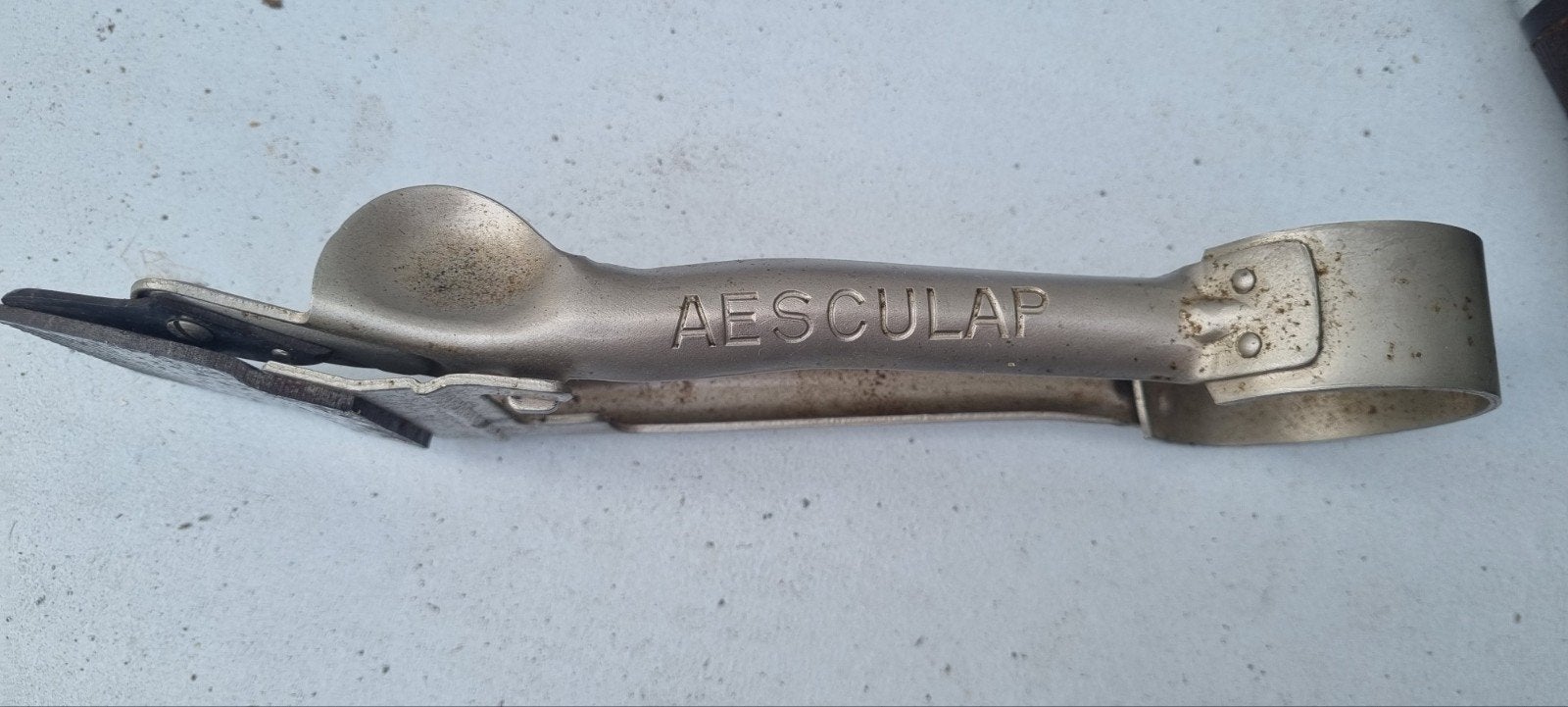 Aesculap hand vee scheer apparaat., Ophalen of Verzenden