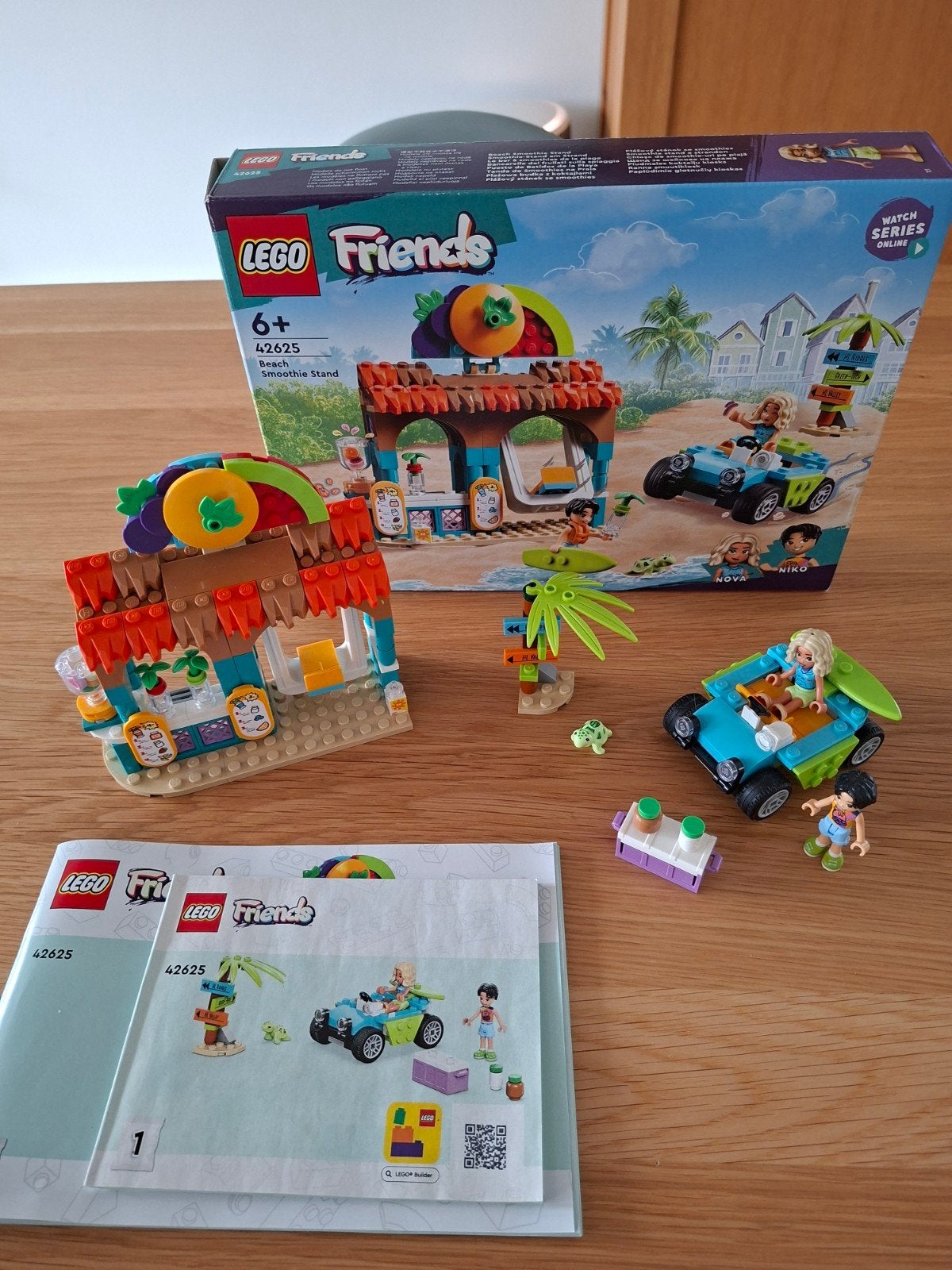 LEGO Friends 42625 & 42643, Ophalen of Verzenden, Zo goed als nieuw, Compleet, Lego