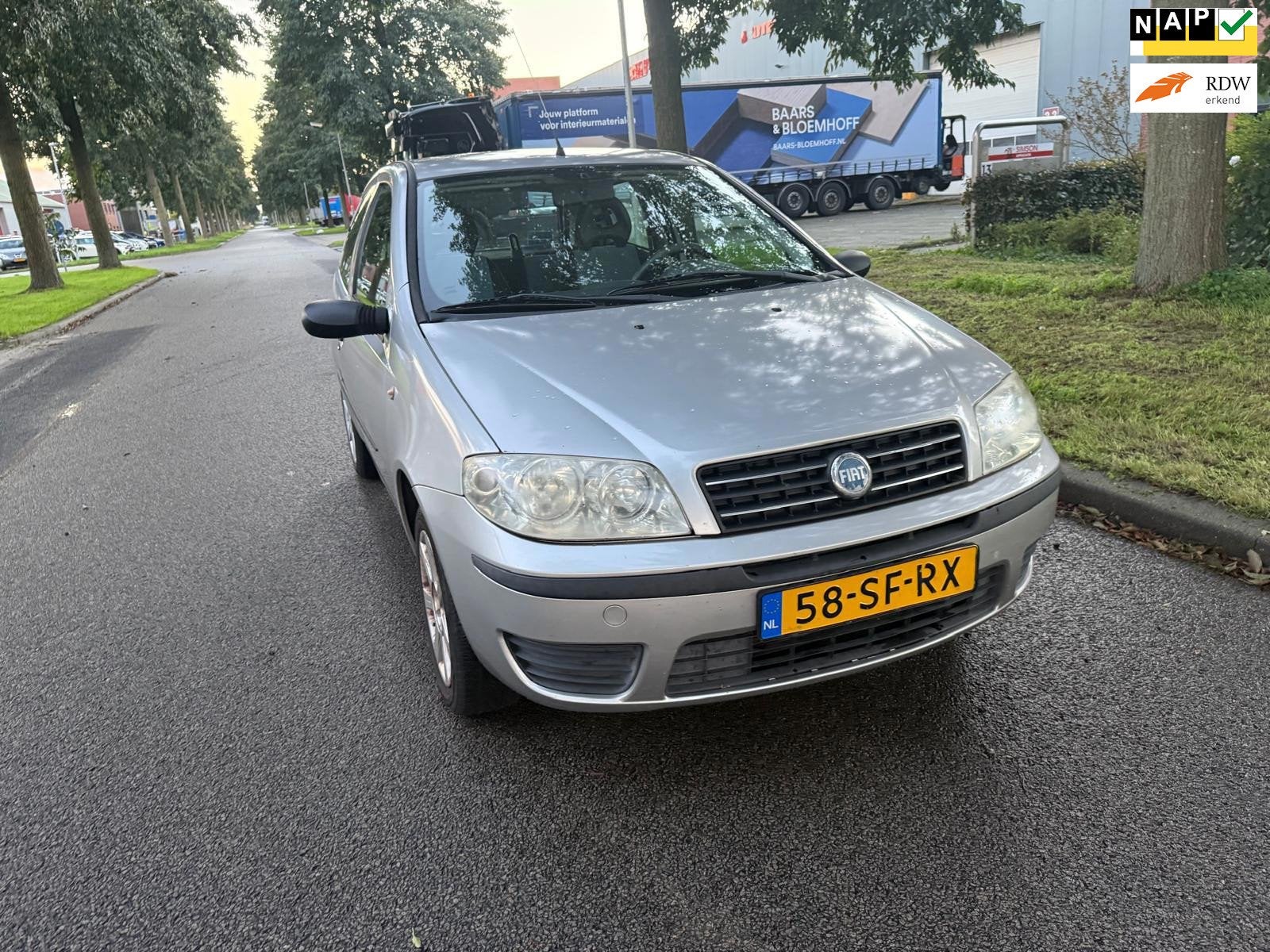 Fiat Punto 1.2 Dynamic 91000 km nap, Auto's, Voorwielaandrijving, Dealer onderhouden, Gebruikt, 4 cilinders