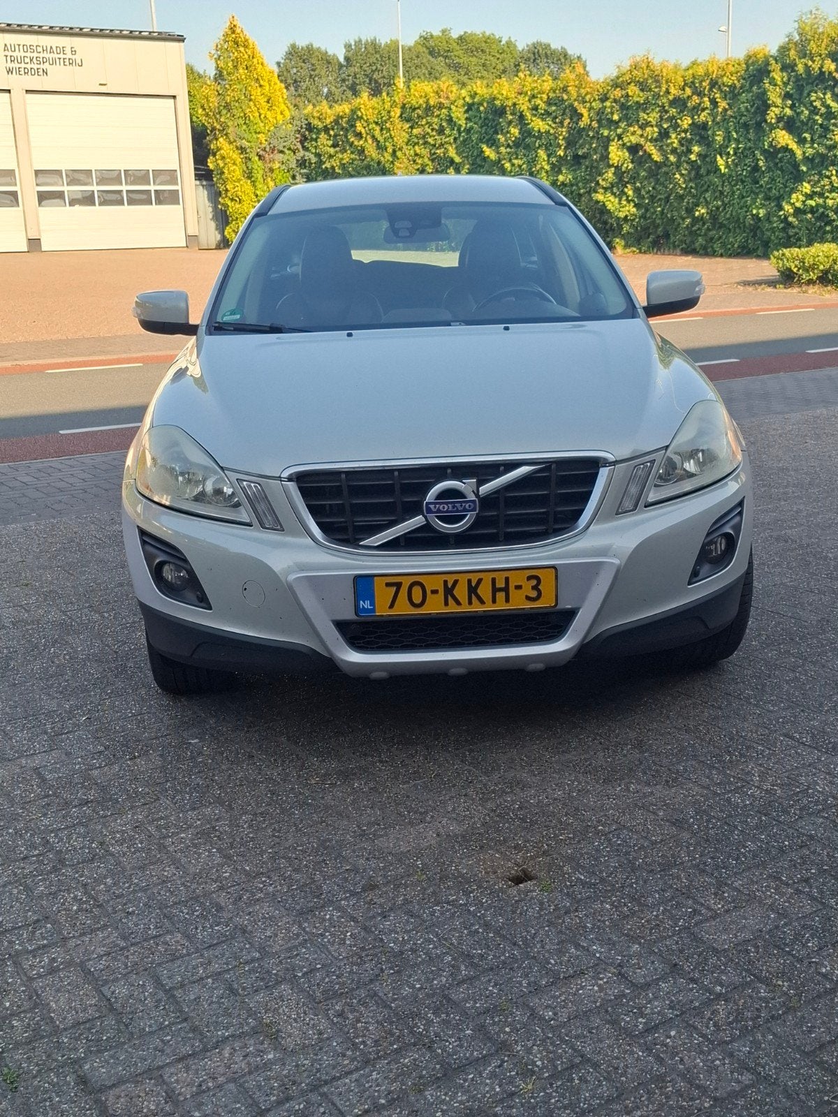 Volvo XC60 2.4 D FWD Geartronic 2010 Wit, 1800 kg, Zwart, Wit, Bedrijf