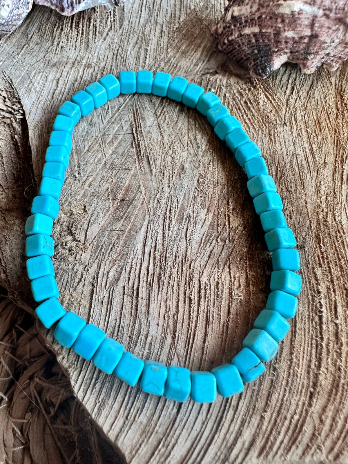 Turquoise kralenarmband - Uniek en stijlvol, Ophalen of Verzenden, Nieuw, Blauw, Overige materialen