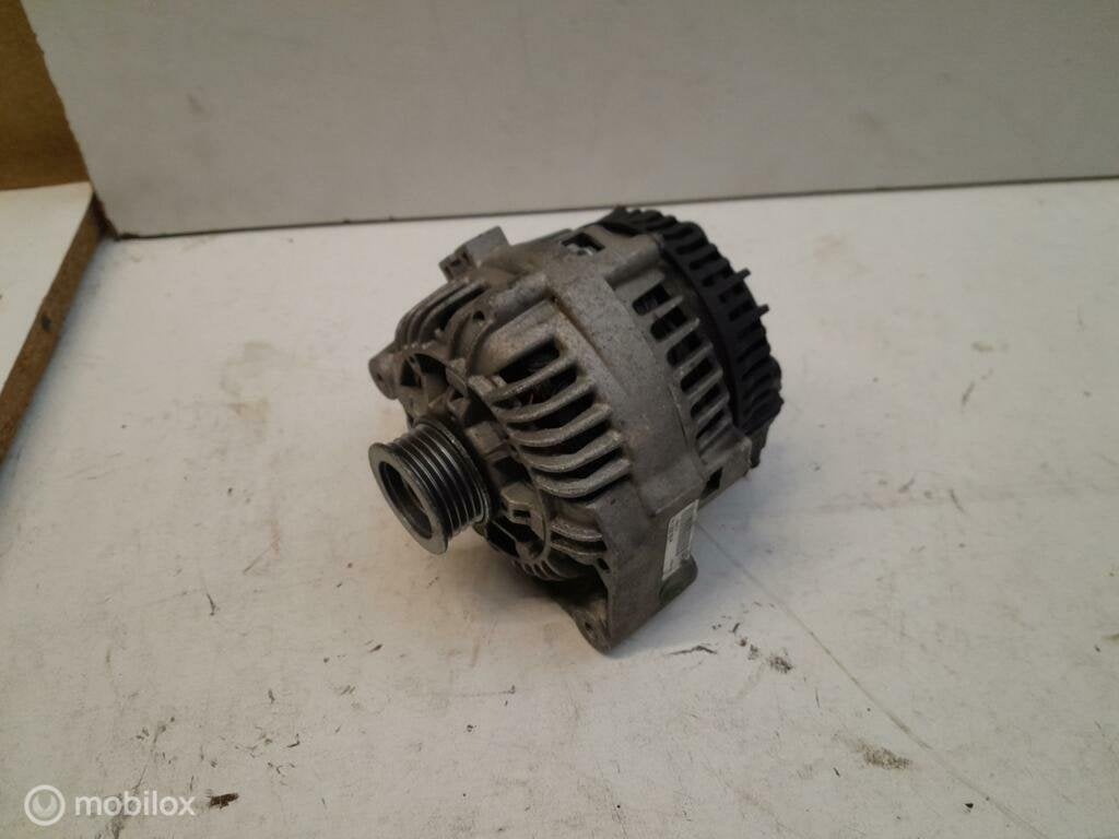 Dynamo Range Rover P38 2.5 DSE Alternator Diesel, Land Rover, Ophalen of Verzenden, Gebruikt, Land Rover