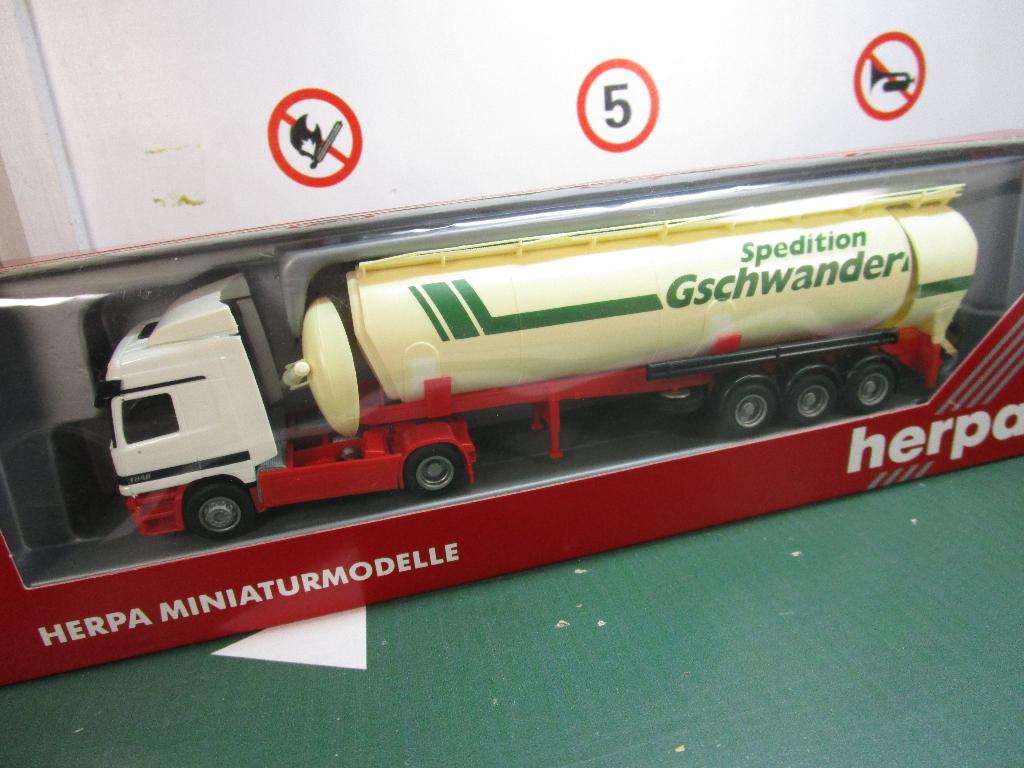 Herpa Gschwander Tanker, Gebruikt, Ophalen of Verzenden, X, Herpa