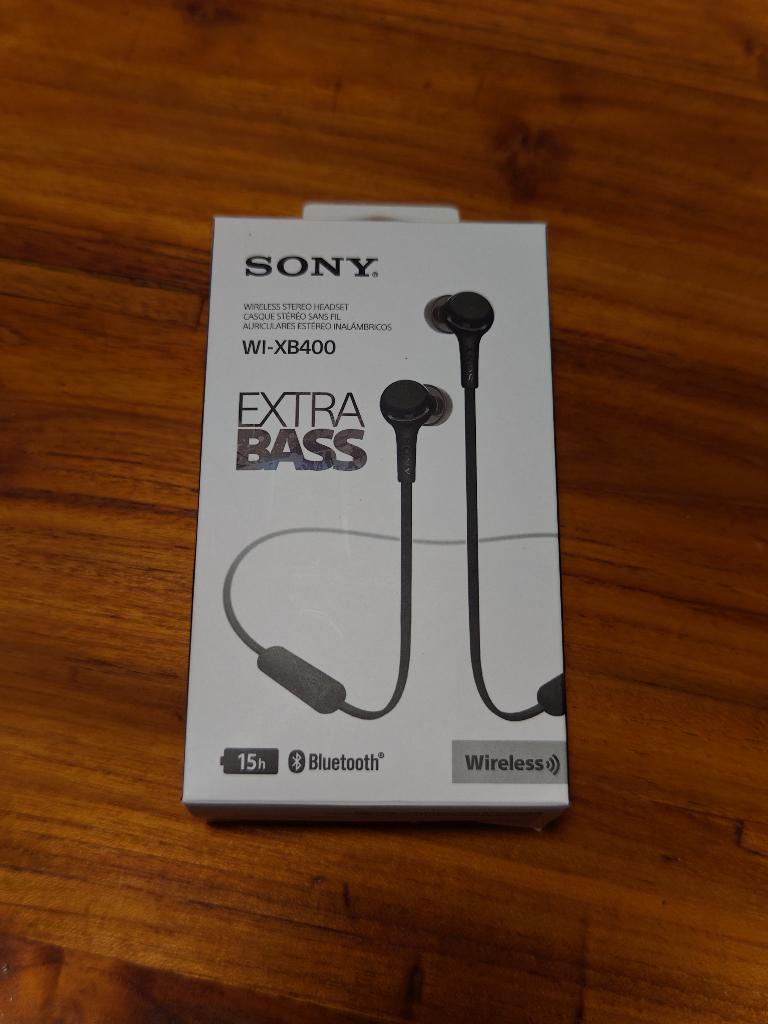 Sony WI-XB400, Gebruikt, Zwart, In gehoorgang (in-ear), Ophalen of Verzenden