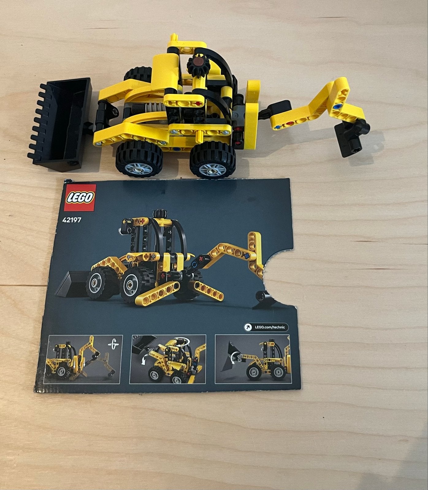 Foto 2 van LEGO Technic 42197 - Graafmachine