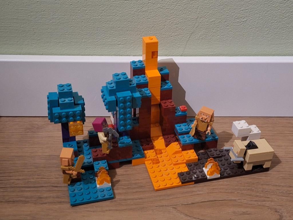 Lego Minecraft 21168 The Warped Forest - Compleet met doos, Compleet, Minecraft, Lego, Ophalen of Verzenden