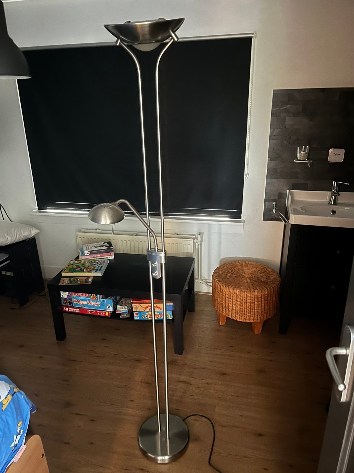 Staande vloerlamp met leesdeel halogeen dimbaar, Huis en Inrichting, Ophalen, Zo goed als nieuw, 150 tot 200 cm