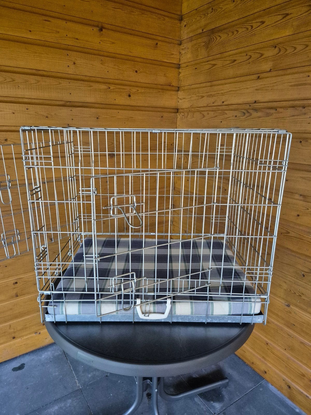 Honden bench, Ophalen, Zo goed als nieuw