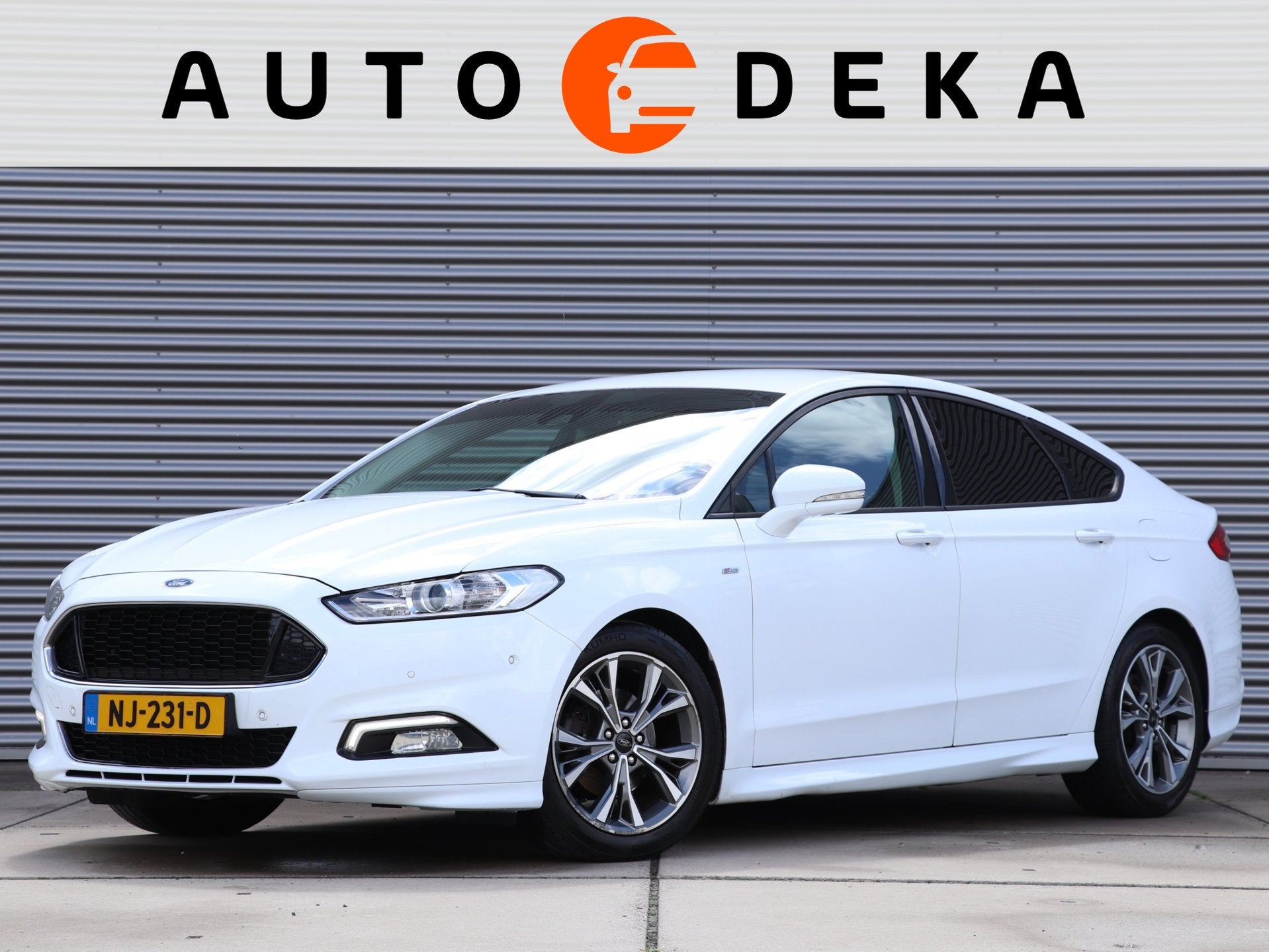Ford Mondeo 1.5 EcoBoost ST Line *Winterpack*Navigatie*Parke, Voorwielaandrijving, Stof, Euro 6, 4 cilinders