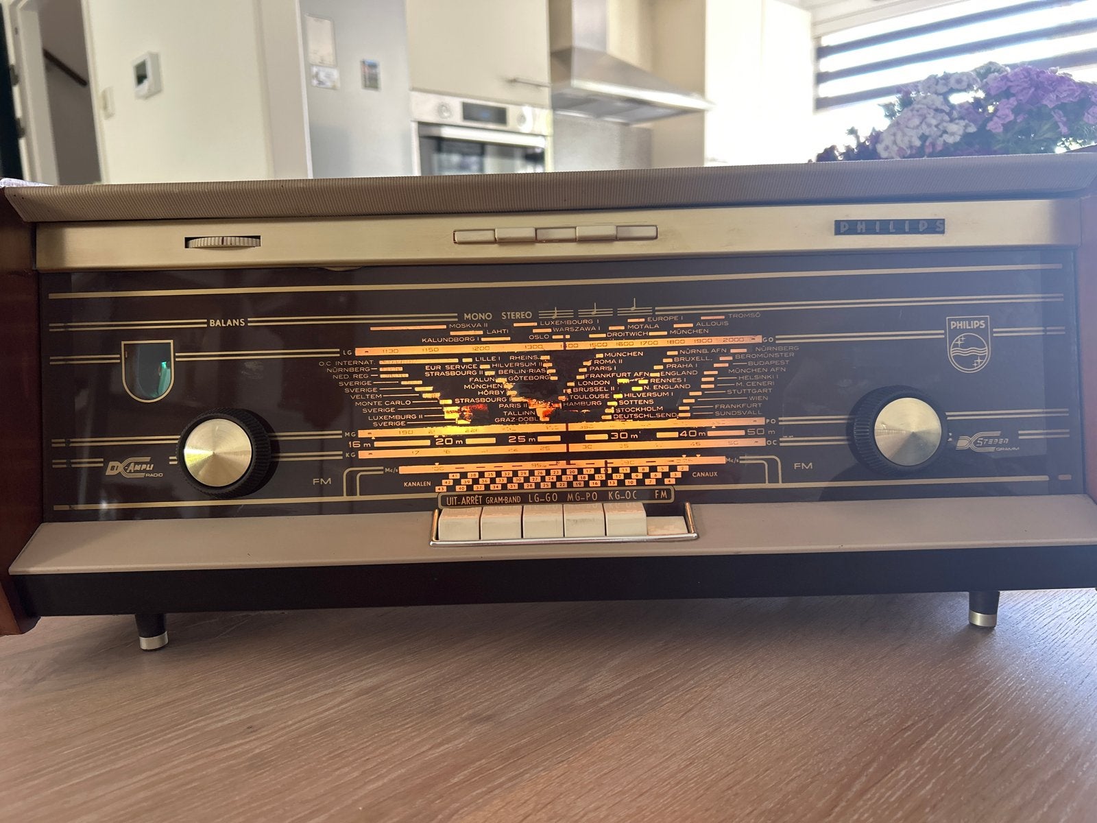 Vintage Philips B5X04A buizenradio - werkend, Ophalen of Verzenden, Gebruikt, Radio