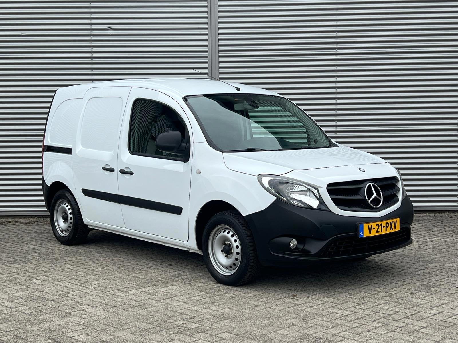 Mercedes-Benz CITAN 112 BPM Vrij Automaat Airco/ PDC/ Blueto, Auto's, Stof, Gebruikt, 4 cilinders, Wit