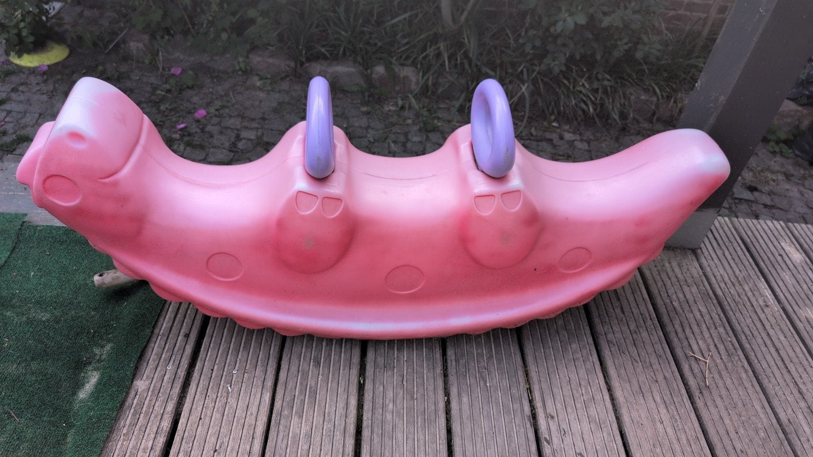 Stevige roze wipdino voor 2/3 kinderen - verkleurd maar heel, Ophalen, Gebruikt