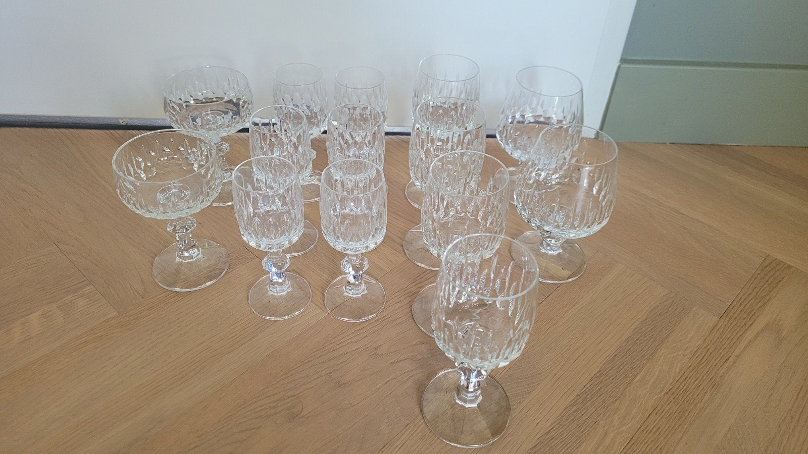 14 kristallen glaasjes in diverse maten, Ophalen, Zo goed als nieuw, Overige typen
