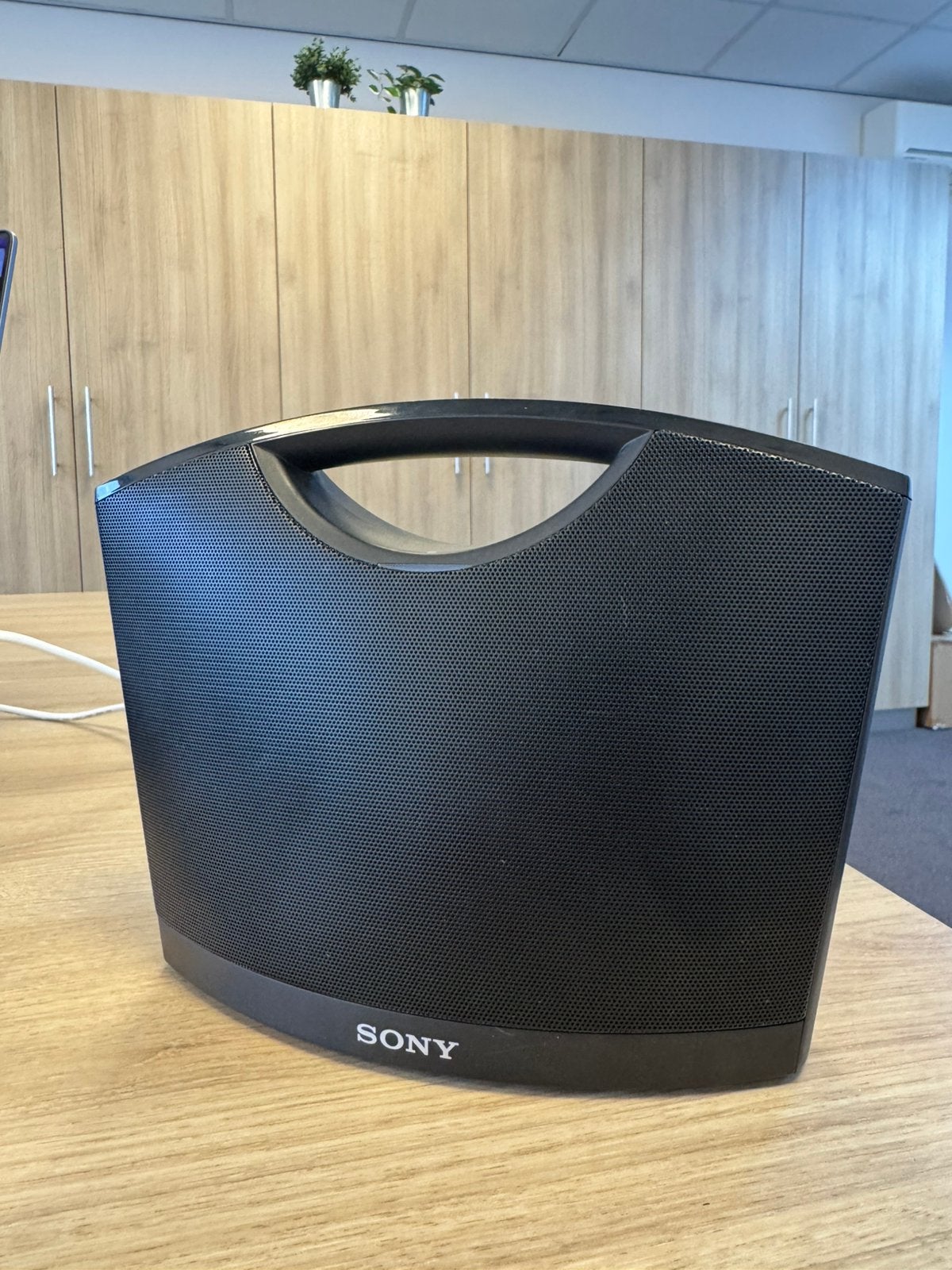 Sony SRS-BTM8 bluetooth speaker, Ophalen of Verzenden, Zo goed als nieuw, Draagbare speaker, Sony