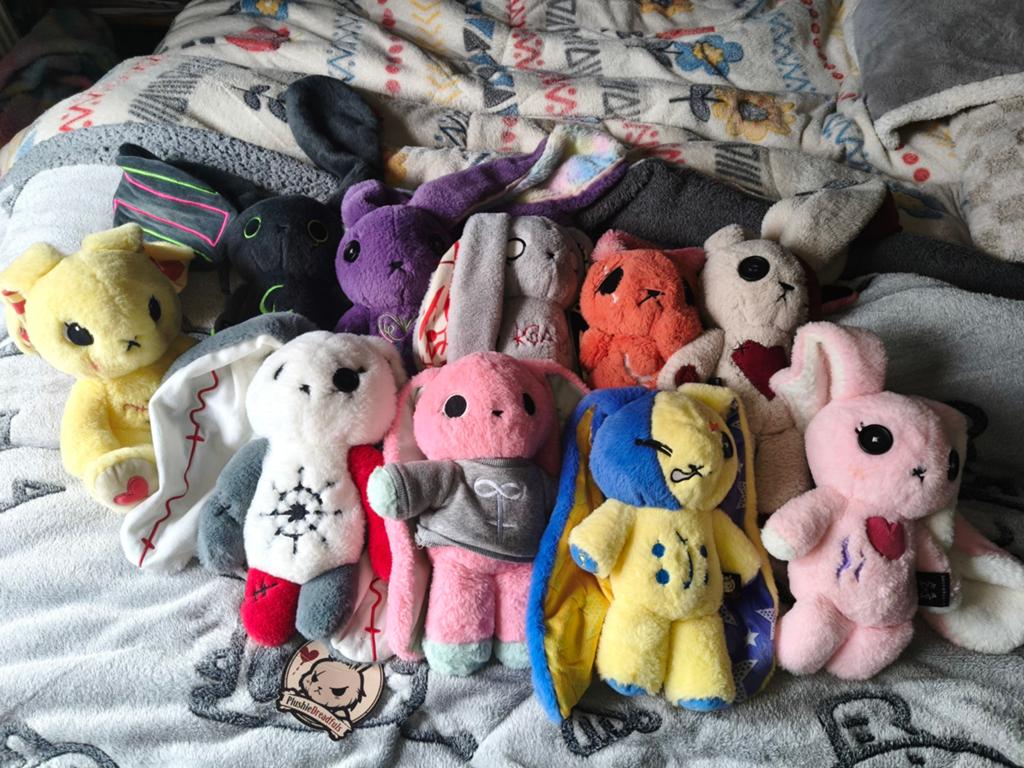 Plushie Dreadfull knuffels - Diverse karakters, Kinderen en Baby's, Speelgoed | Knuffels en Pluche, Zo goed als nieuw, Konijn