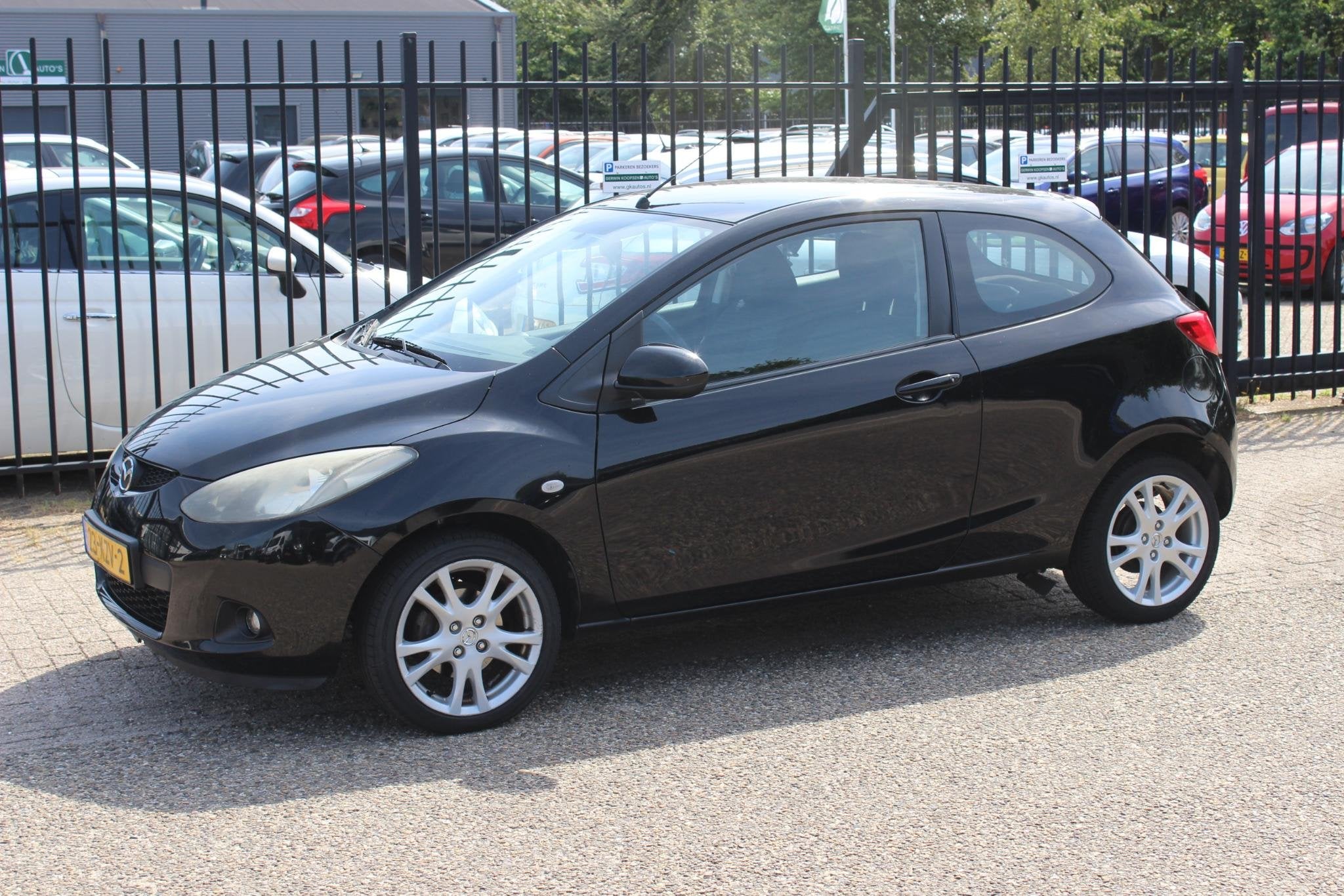 Mazda 2 1.3 TS Airco!, Auto's, Voorwielaandrijving, Stof, Gebruikt, Zwart
