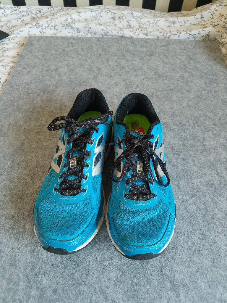 Hardloop schoenen maat 42.5, Sport en Fitness, Loopsport en Atletiek, Ophalen, Gebruikt, Hardloopschoenen, Hardlopen