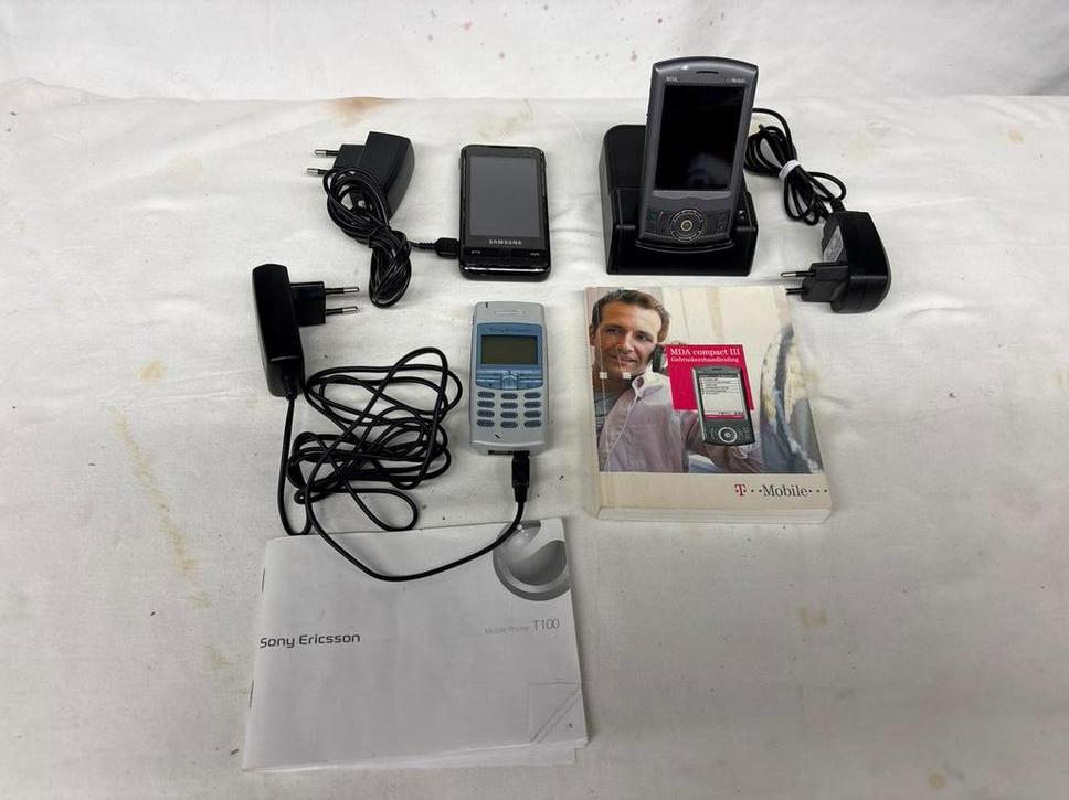 Vintage Telefoons: Sony Ericsson T100, Samsung & T-Mobile MD, Gebruikt, Verzenden, Minder dan 3 megapixel, Klassiek of Candybar
