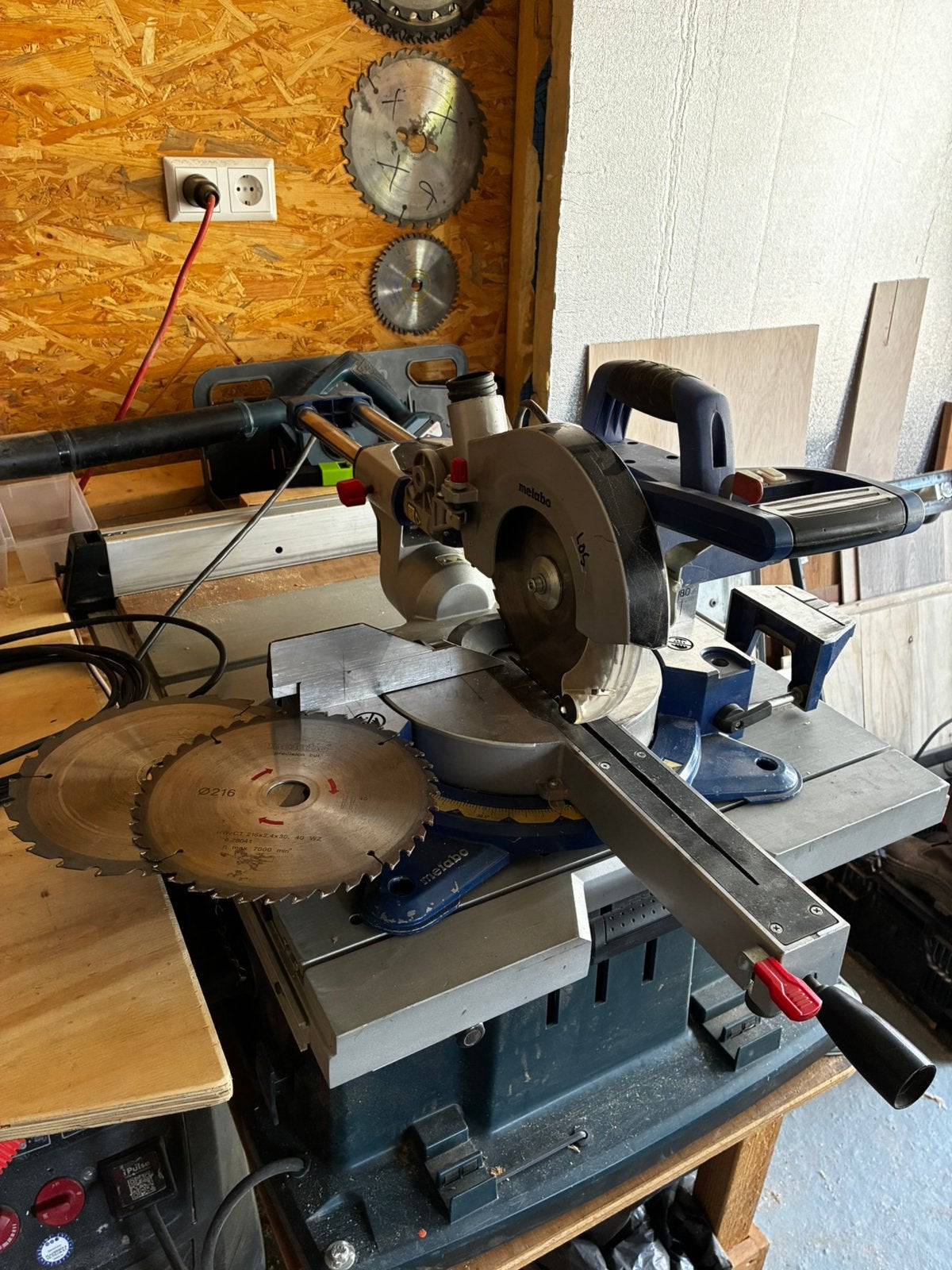 Metabo KGS216 afkortzaag, Doe-het-zelf en Verbouw, Ophalen, Gebruikt, Afkortzaag, 30 tot 70 mm