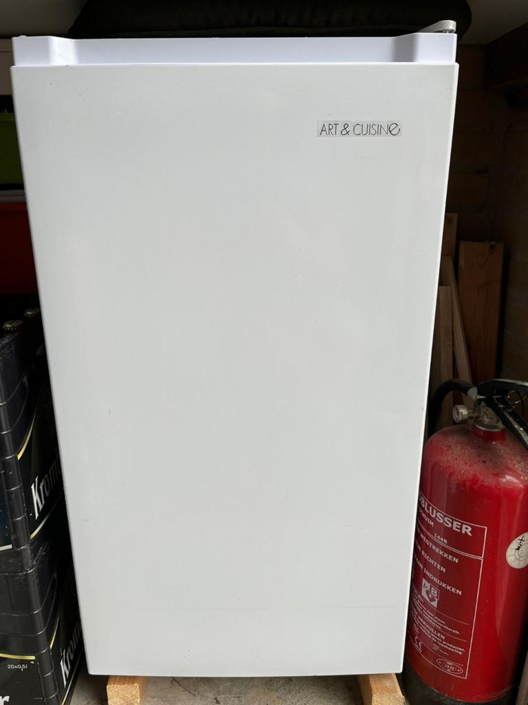 Compacte Koelkast met Fresh Zone - Ideaal voor kleine ruinte, Zonder vriesvak, 75 tot 100 liter, Zo goed als nieuw, 45 tot 60 cm