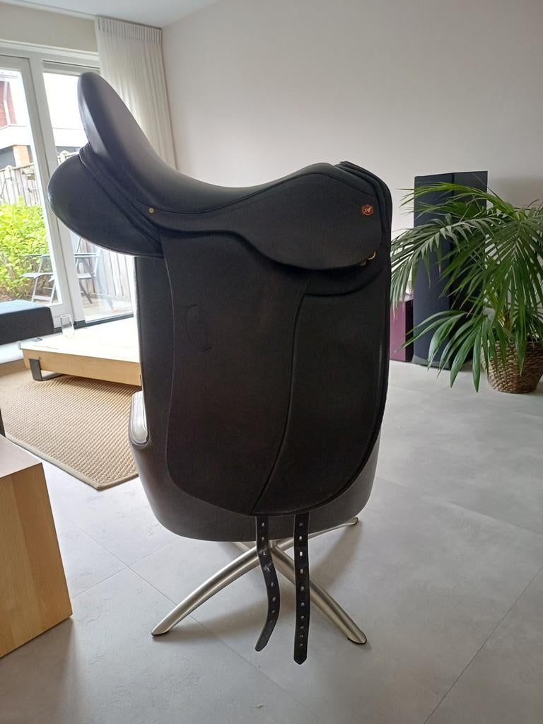 ZGAN Albion slk 17inch zwart dressuur, Dieren en Toebehoren, Paarden en Pony's | Zadels, Ophalen of Verzenden, Zo goed als nieuw