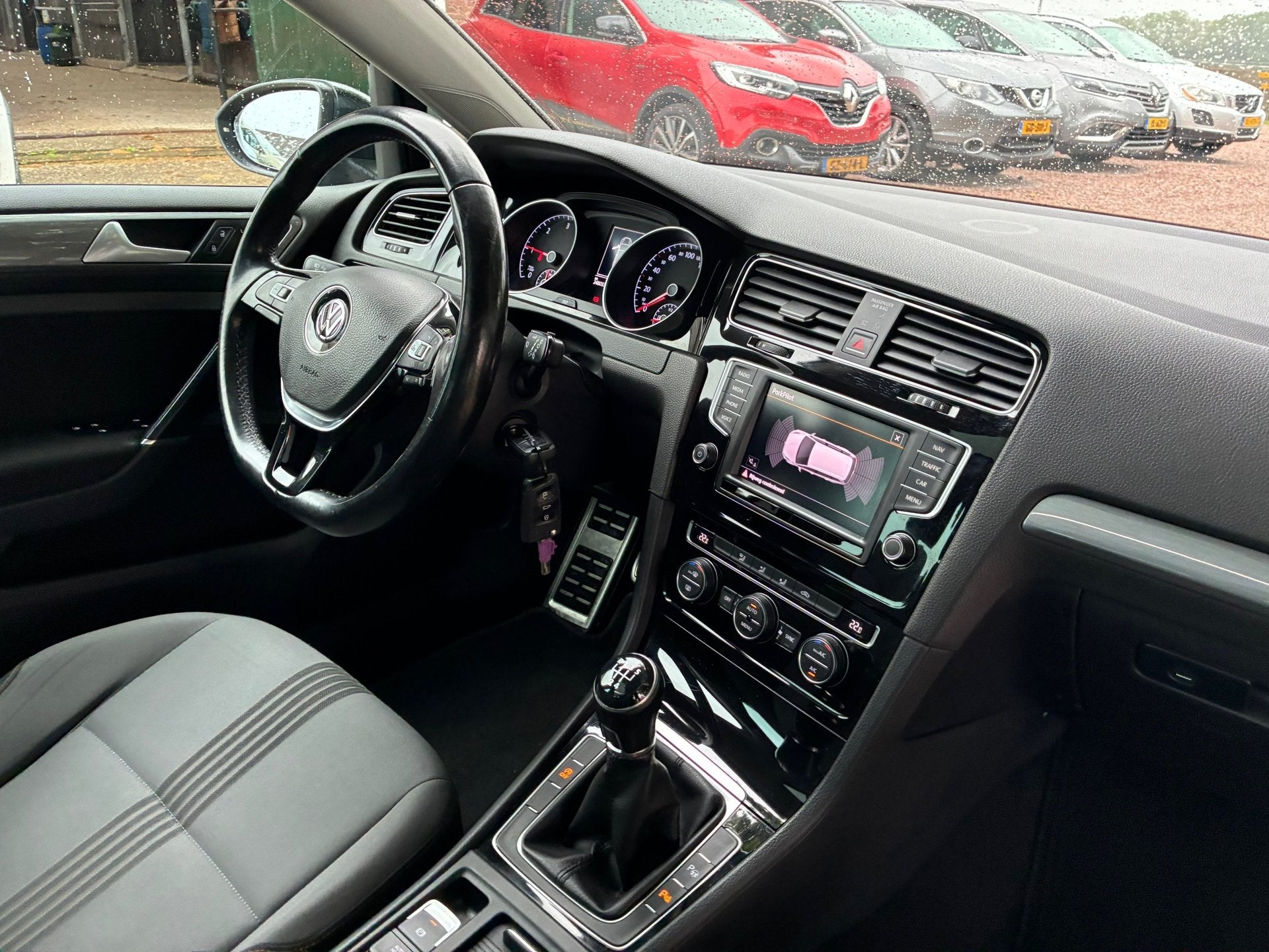 Volkswagen Golf Variant 1.6 TDI Allstar| Pano + ACC + Trekha, Auto's, Voorwielaandrijving, Stof, Gebruikt, 4 cilinders