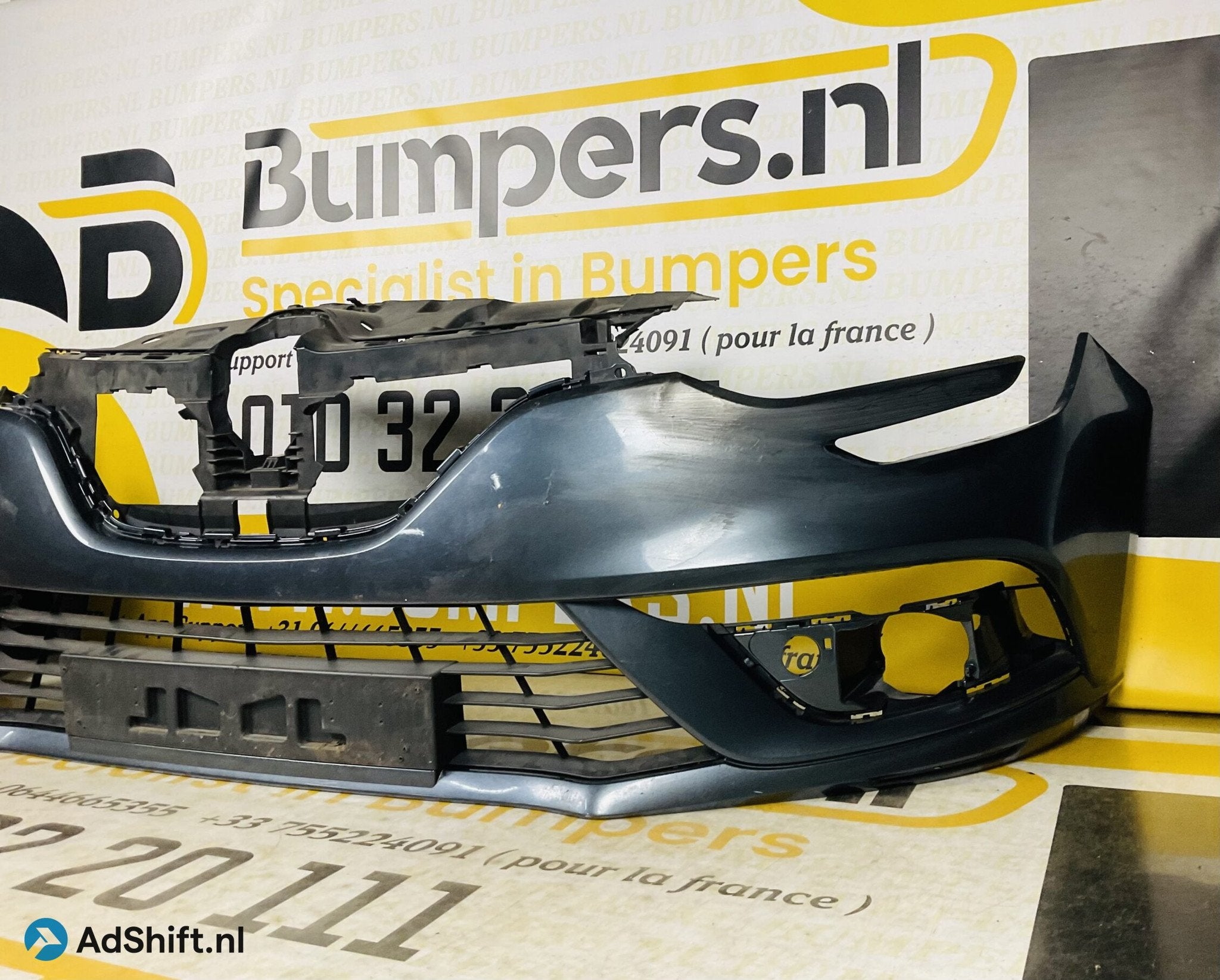 BUMPER Renault Megane 2016-2021 2-F4-4234z, Auto-onderdelen, Bumper