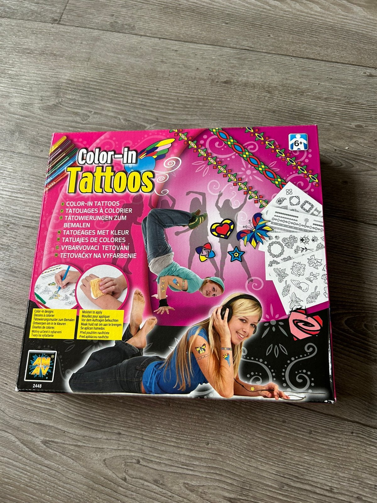 Tattoos, Ophalen of Verzenden, Zo goed als nieuw, Knutselwerk