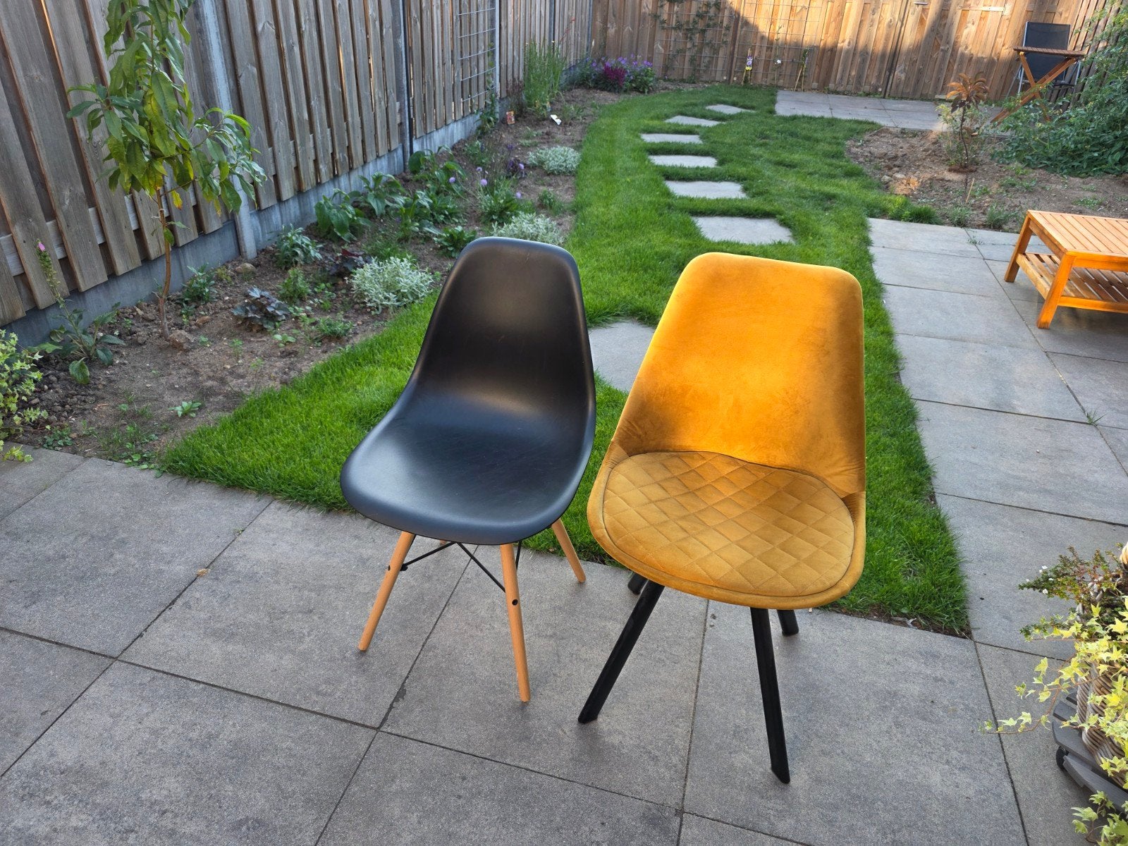 Eetkamerstoelen, 4 stuks, Tuin en Terras, Tuinstoelen, Ophalen, Kunststof