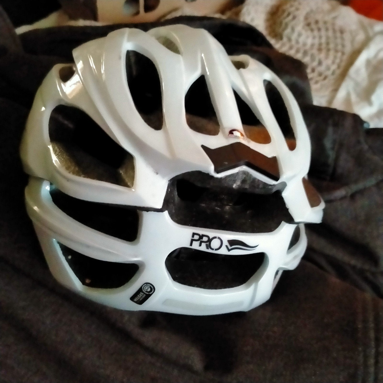 PRO Fietshelm Wit - Lichtgewicht en Comfortabel, Fietsen en Brommers, Gebruikt, Overige maten, Ophalen of Verzenden, PRO
