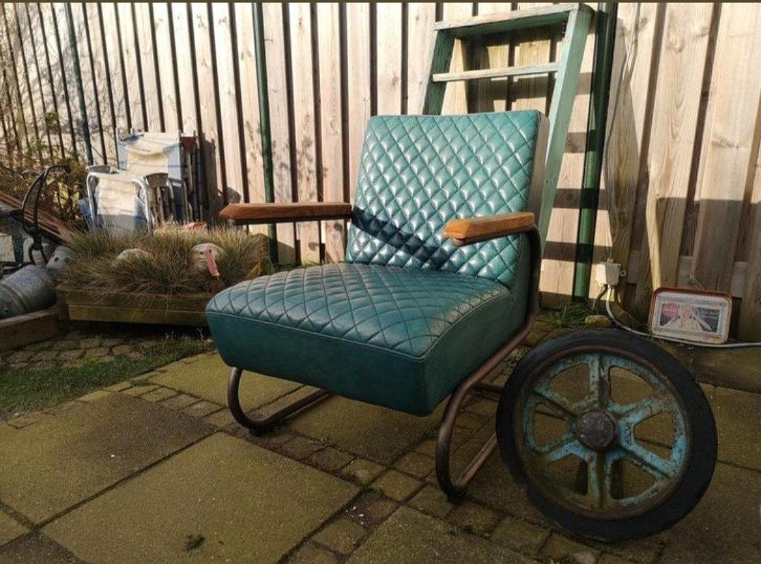 industrieel buizenframe,leren stoel, Huis en Inrichting, Ophalen, 75 tot 100 cm, Leer, 50 tot 75 cm