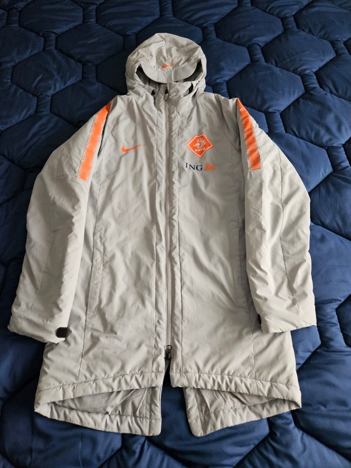 Nike Oranje Nederland Voetbal Jas Maat S, Kleding | Heren, Jassen | Zomer, Nike, Ophalen of Verzenden, Zo goed als nieuw, Grijs