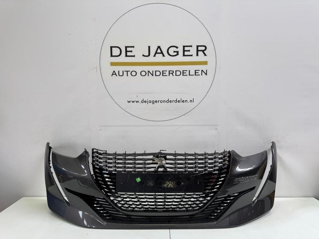 PEUGEOT 208 II VOORBUMPER BUMPER, Taurusavenue 1
2132 LS  Hoofddorp, NL, Gebruikt, Contact.group@renault.com, Ophalen of Verzenden