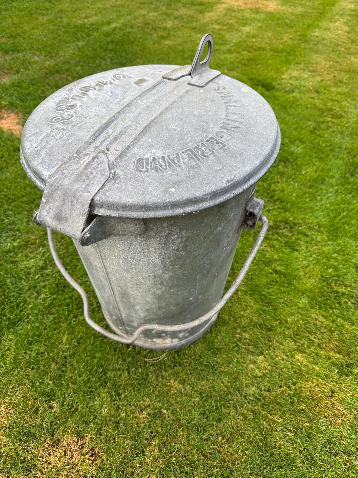 Vintage Zinken Vuilnisemmer / Afvalemmer met Deksel, Ophalen