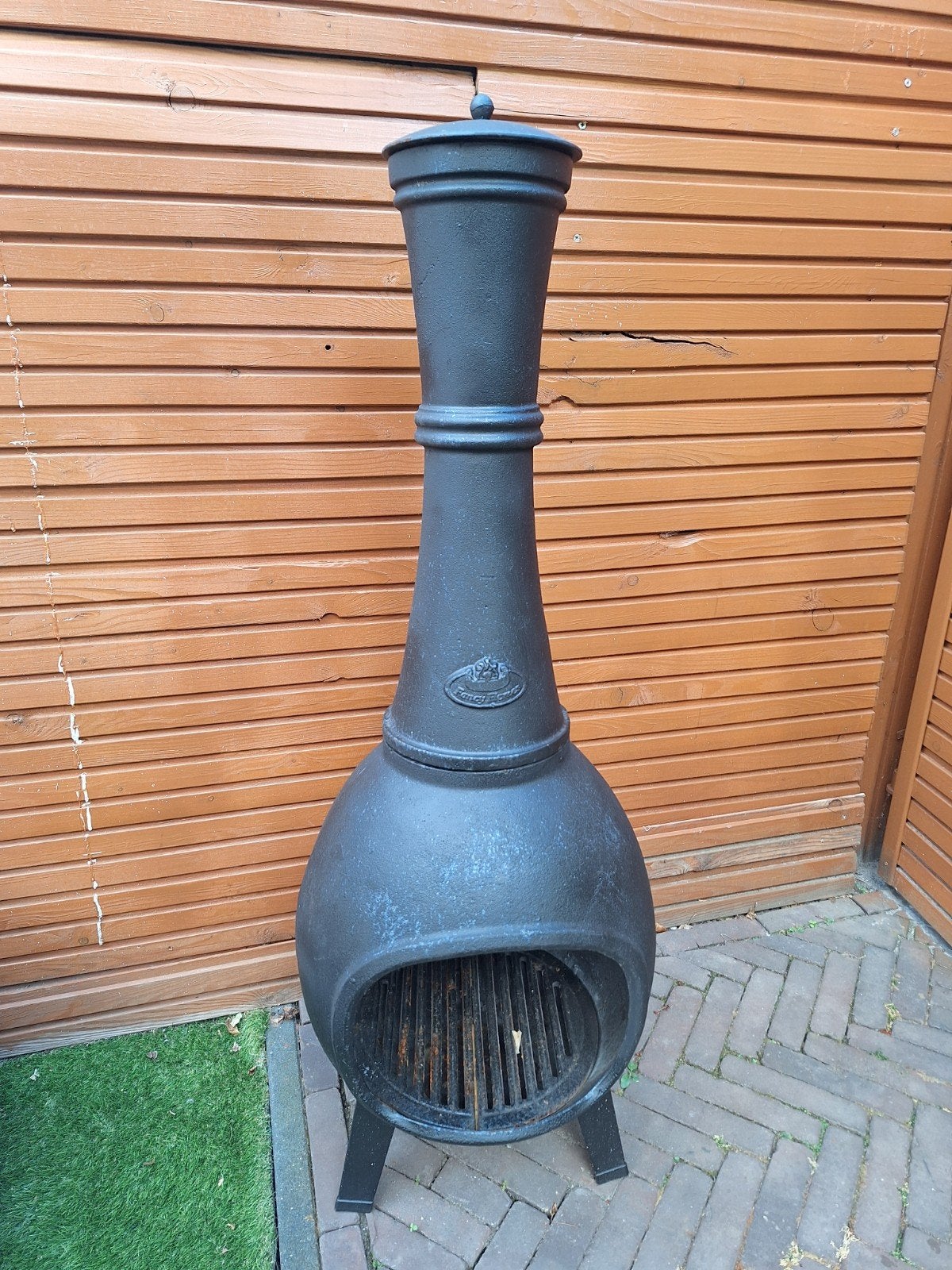 Zwarte gietijzeren terrashaard / tuinhaard, Tuin en Terras, Tuinhaarden, Ophalen, Zo goed als nieuw
