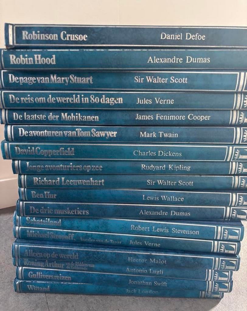 Wereldberoemde jeugdboeken, Boeken, Encyclopedieën, Ophalen, Zo goed als nieuw, Overige onderwerpen