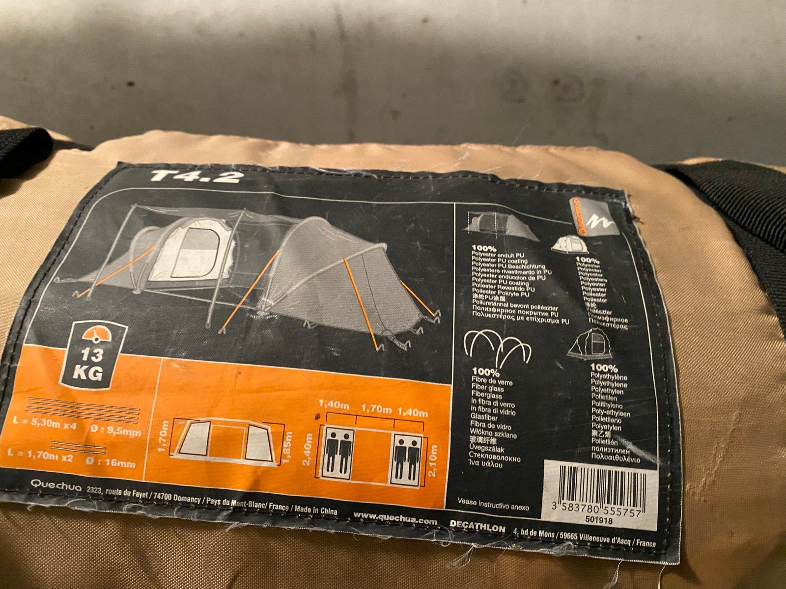 Decathlon Quechua T4.2 familietent - 4 personen, Ophalen of Verzenden, Gebruikt, Tot en met 4