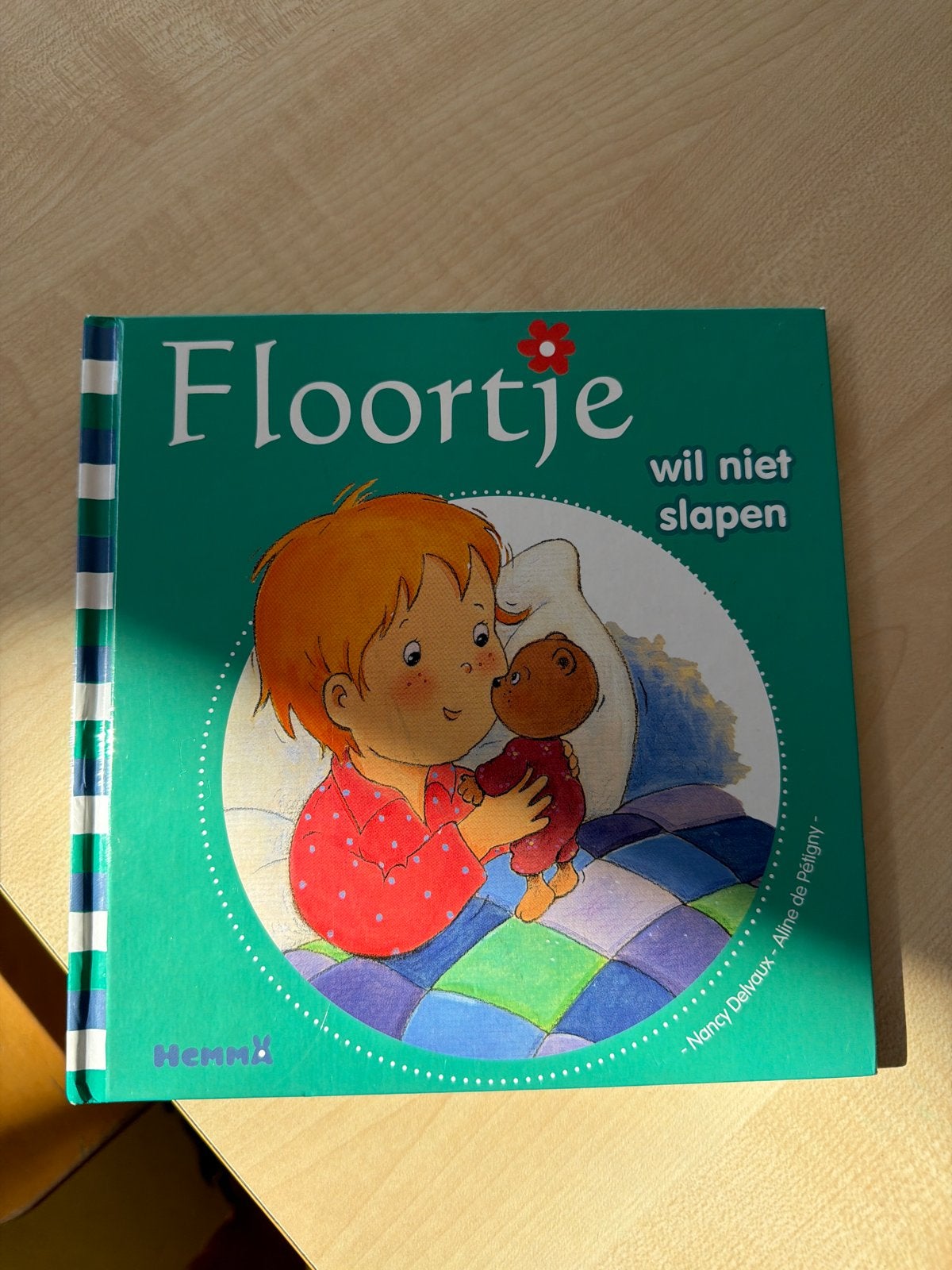 Floortje wil niet slapen - Hemma kinderboek, Boeken, Ophalen of Verzenden, Gelezen, 2 tot 3 jaar