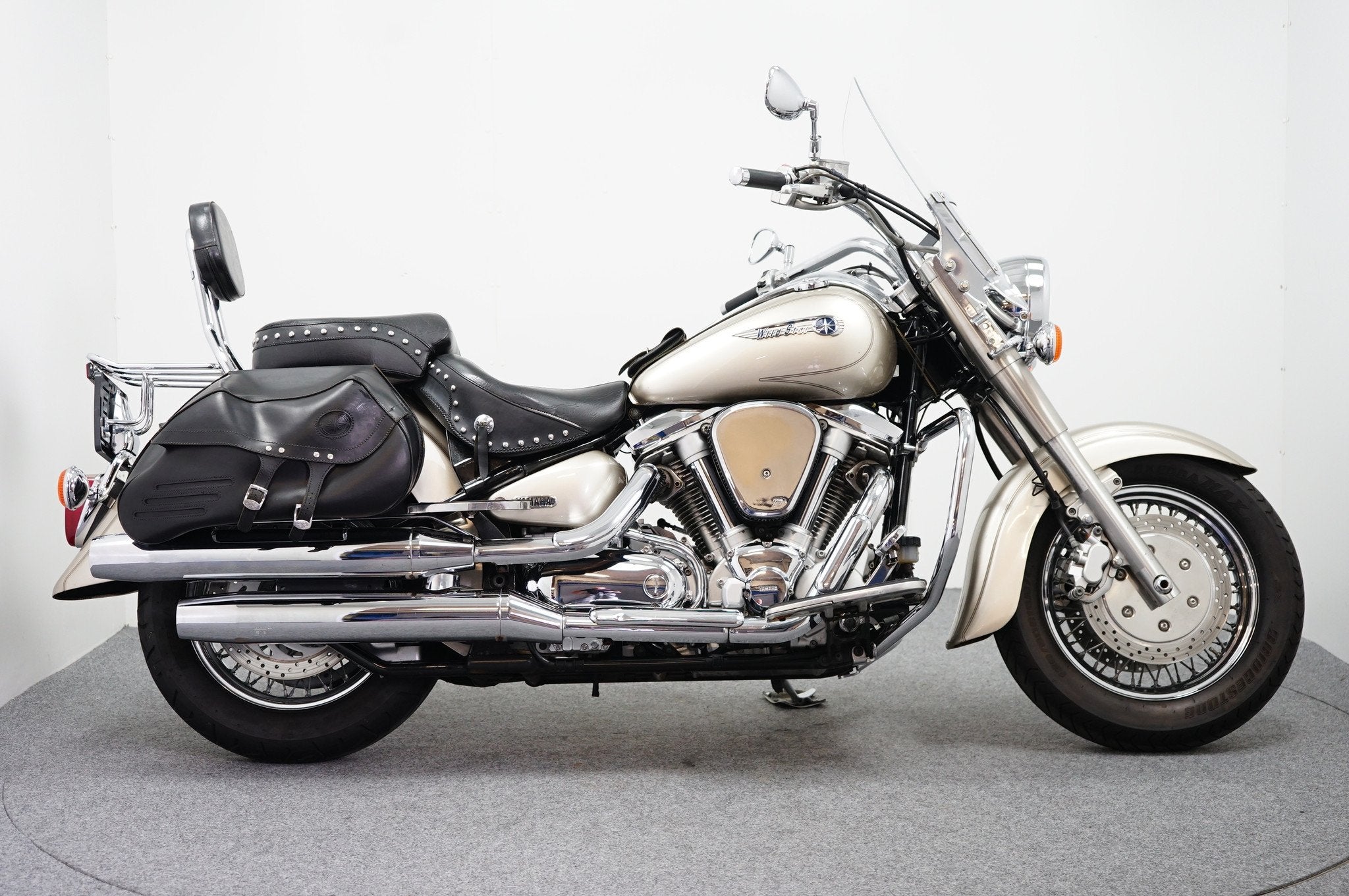 Yamaha XV 1600 WILD STAR: GERESERVEERD RD (bj 2002), Chopper, Bedrijf, Meer dan 35 kW, 1602 cc