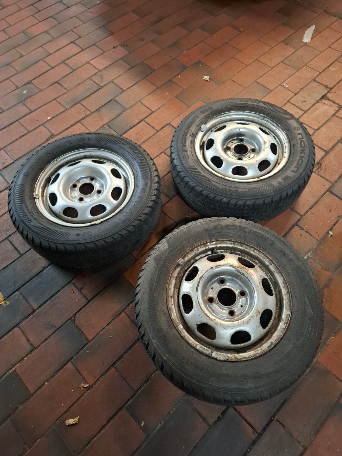 Aanhangerbanden met velgen 175/70 R13, Ophalen, Gebruikt