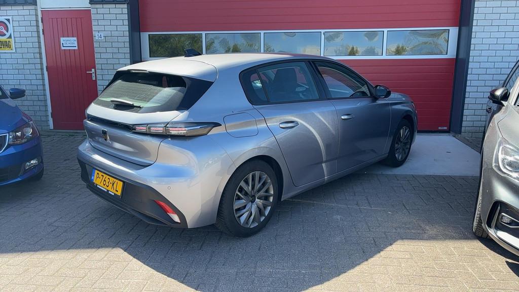 Peugeot 308 1.2 PureTech Active Pack Business DRIEM VV / FUL, Stof, Gebruikt, Euro 6, 1199 cc