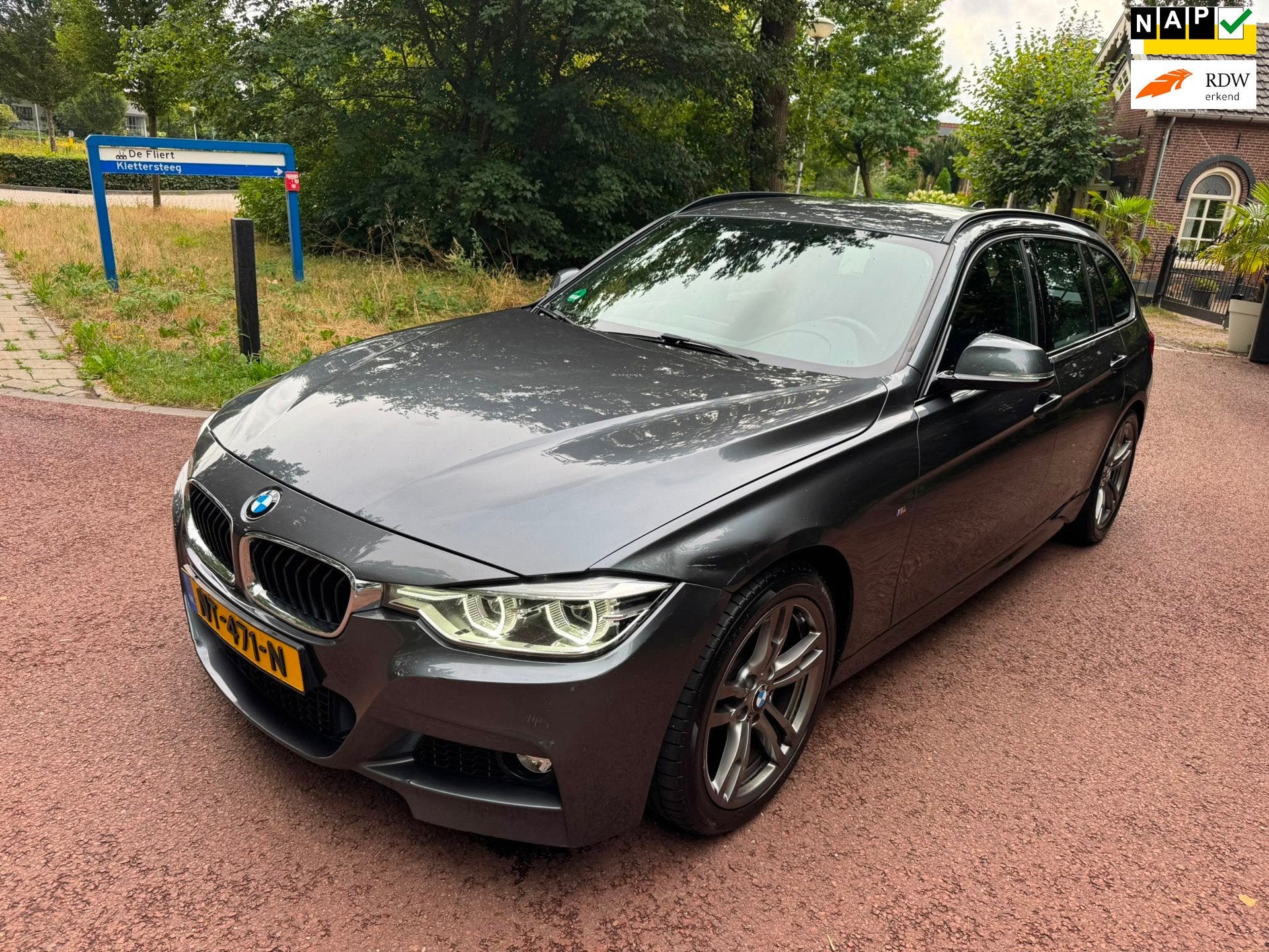 BMW 3-serie Touring 318i Centennial Executive / Navi / Xenon, Auto's, Automaat, Gebruikt, Euro 6, 1465 kg