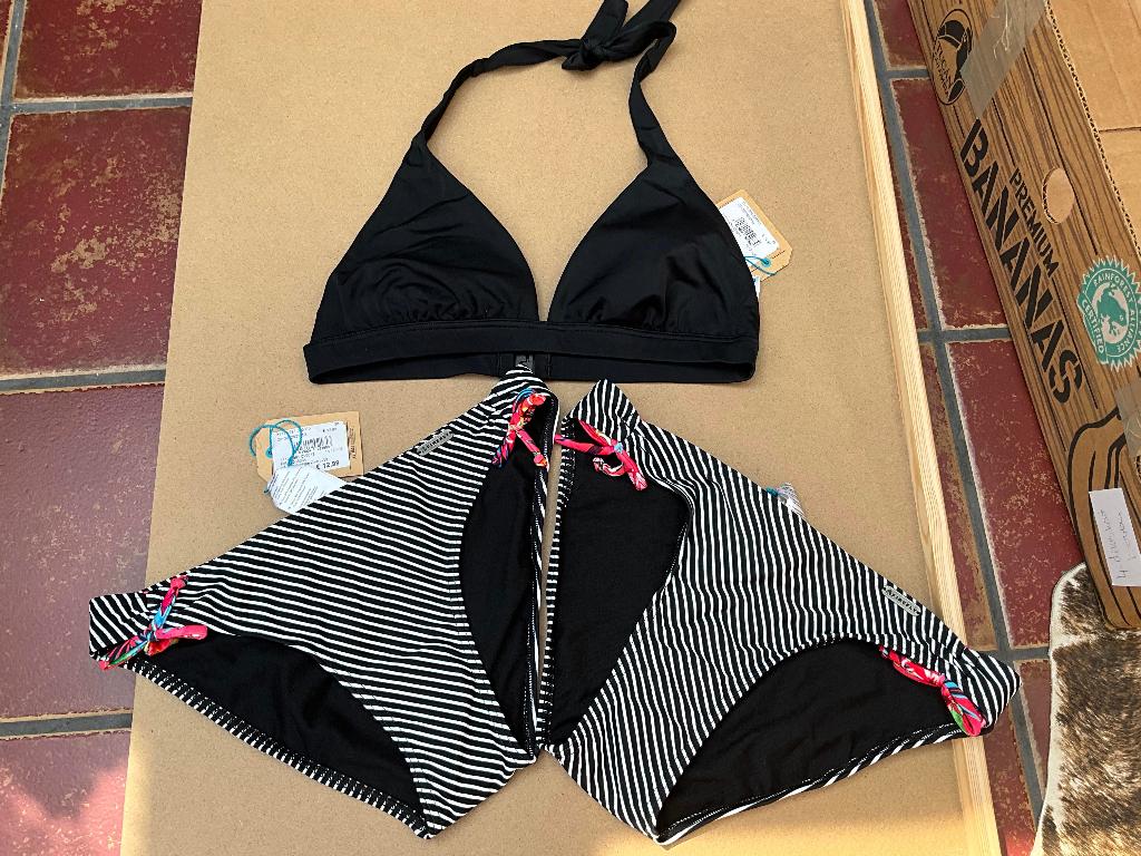 Bikini merk firefly met 2 broekjes maat top 40 maat broekje, Blauw, Nieuw, Badpak, Ophalen of Verzenden