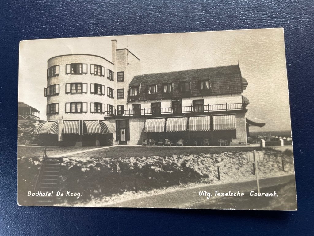 ansichtkaart van Texel, Badhotel De Koog., Verzenden, 1920 tot 1940, Waddeneilanden