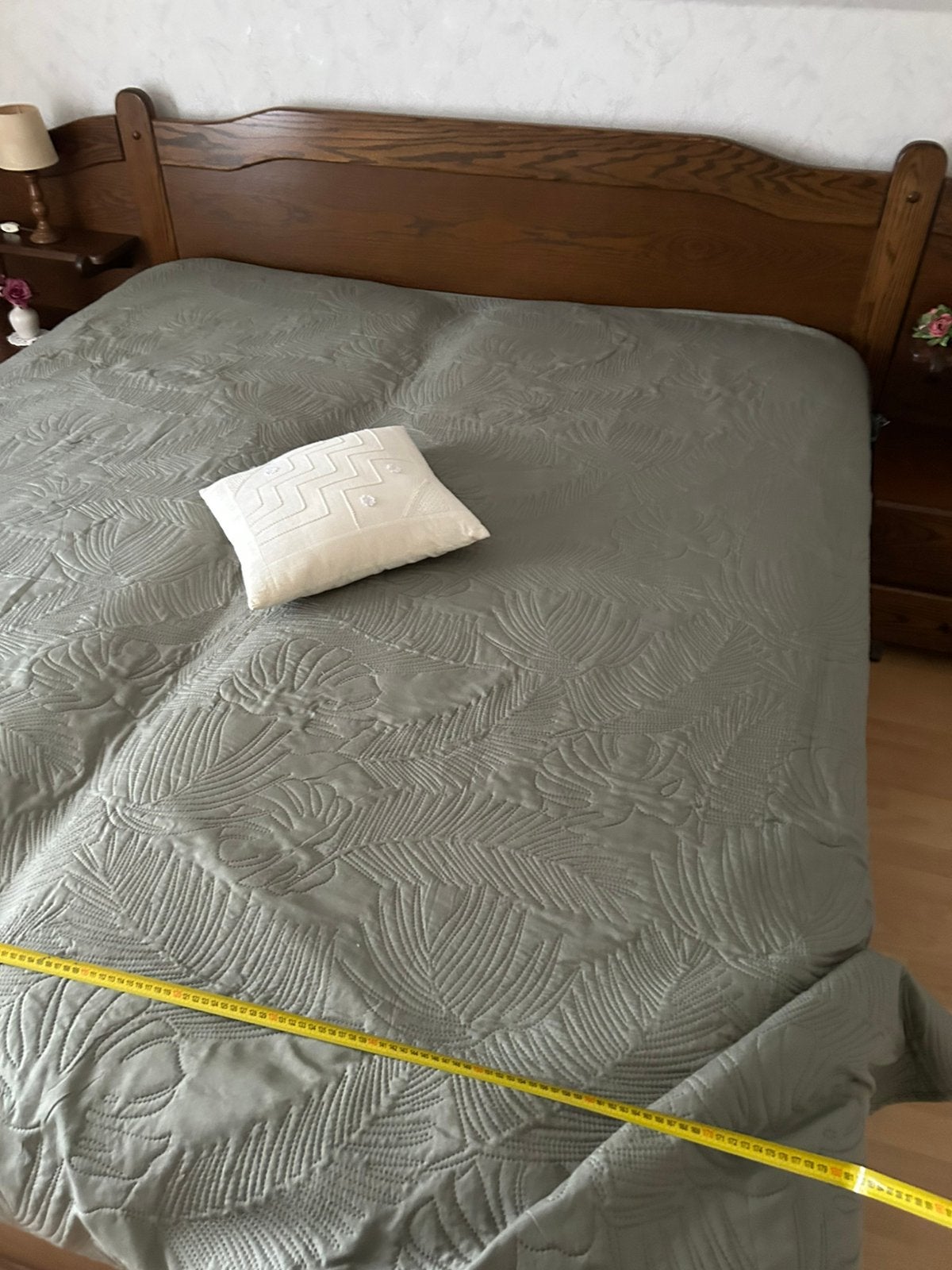 Gratis Bed 180 met nachtkastjes, lattenbodem en matrassen, Huis en Inrichting, Ophalen, Gebruikt, Tweepersoons