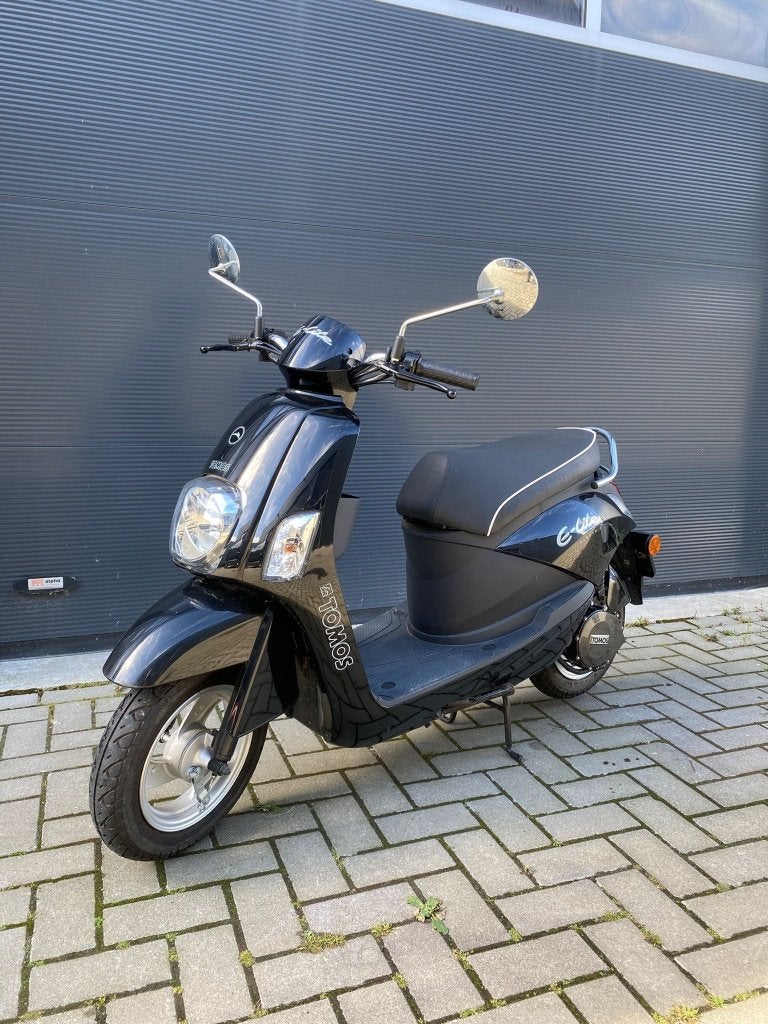 Tomos E Lite - electrische scooter, Fietsen en Brommers, Ophalen of Verzenden, Zo goed als nieuw, Standard, Maximaal 25 km/u